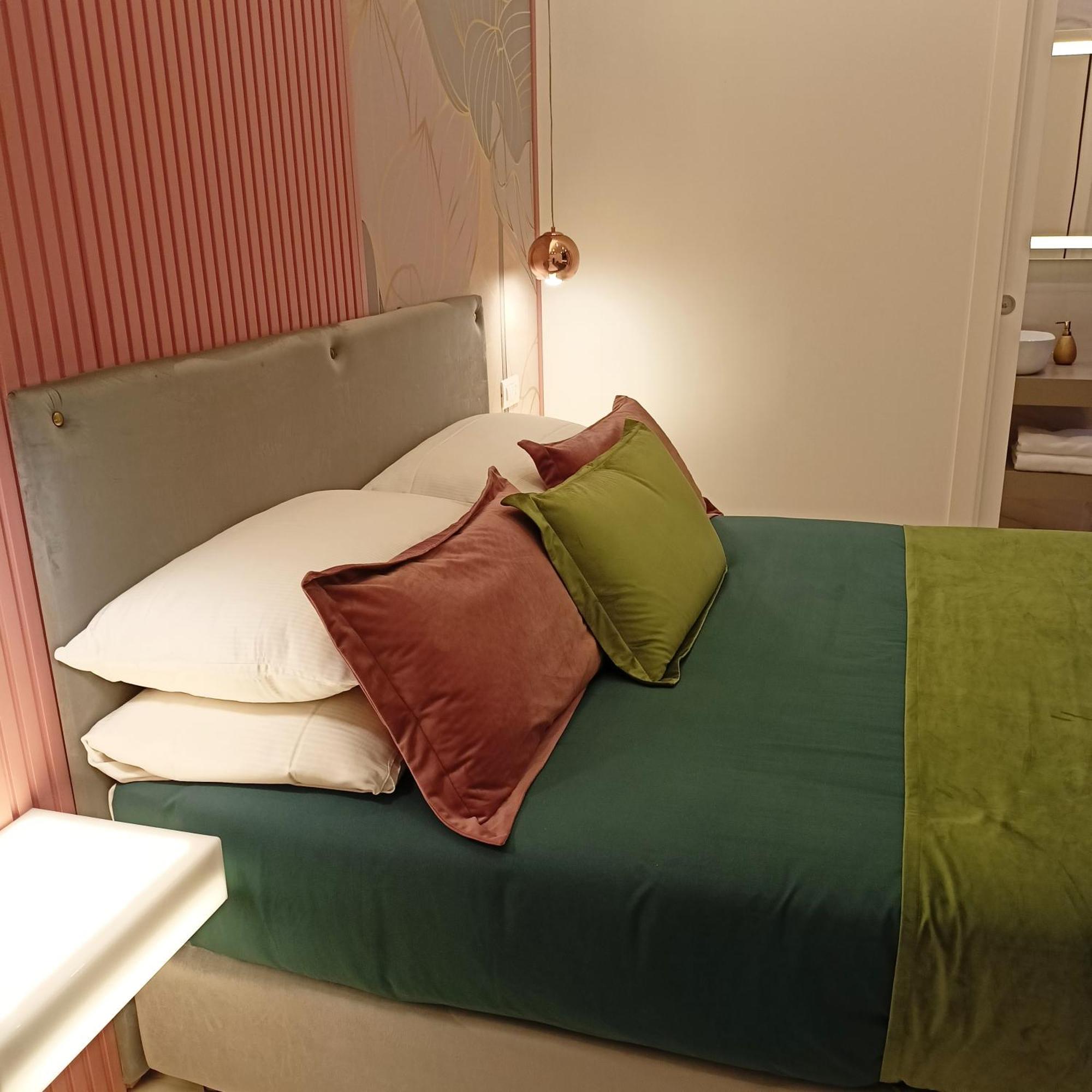 Hotel La Lepre Bovio à Naples Extérieur photo