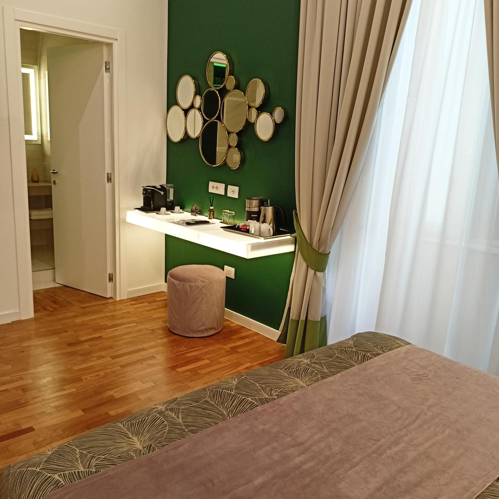 Hotel La Lepre Bovio à Naples Extérieur photo