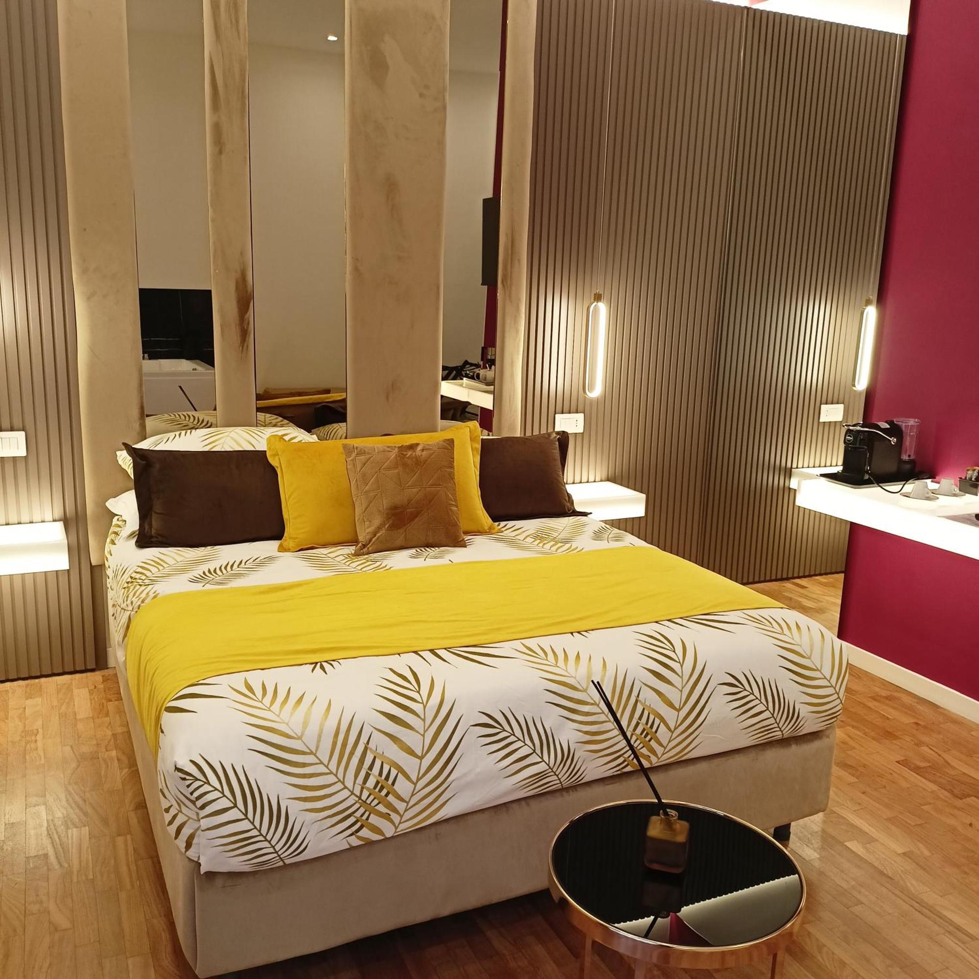 Hotel La Lepre Bovio à Naples Extérieur photo