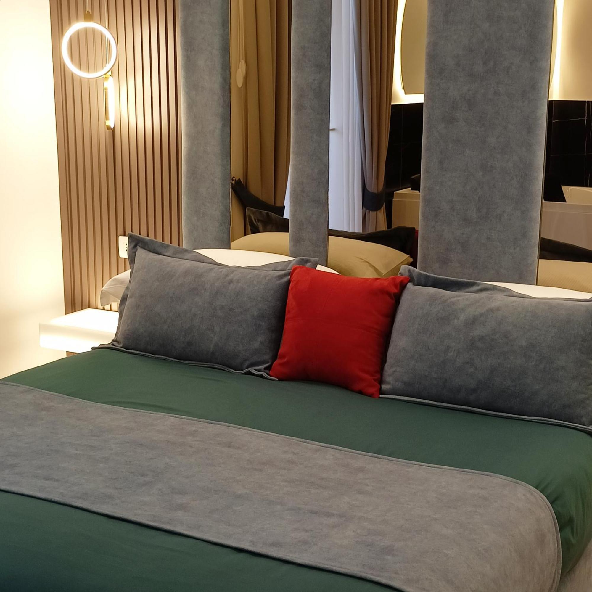 Hotel La Lepre Bovio à Naples Extérieur photo