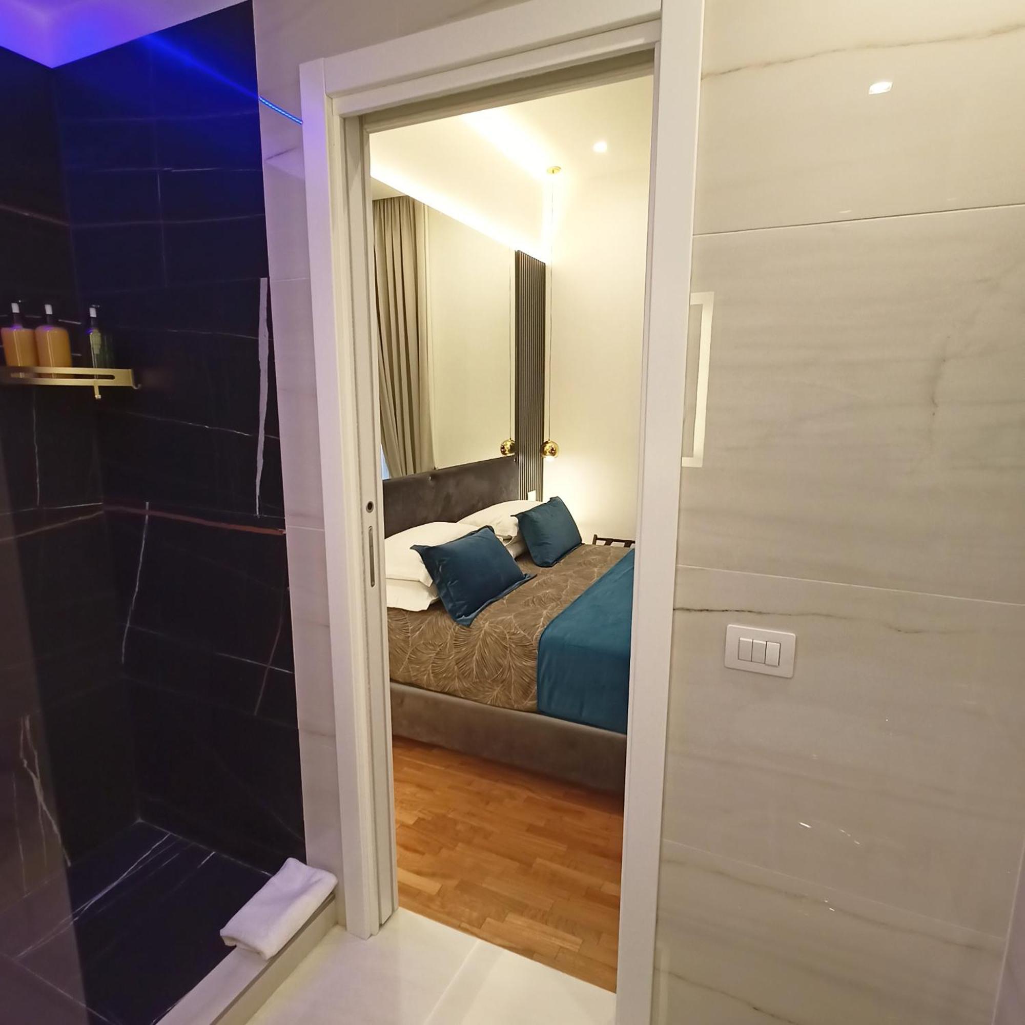 Hotel La Lepre Bovio à Naples Extérieur photo