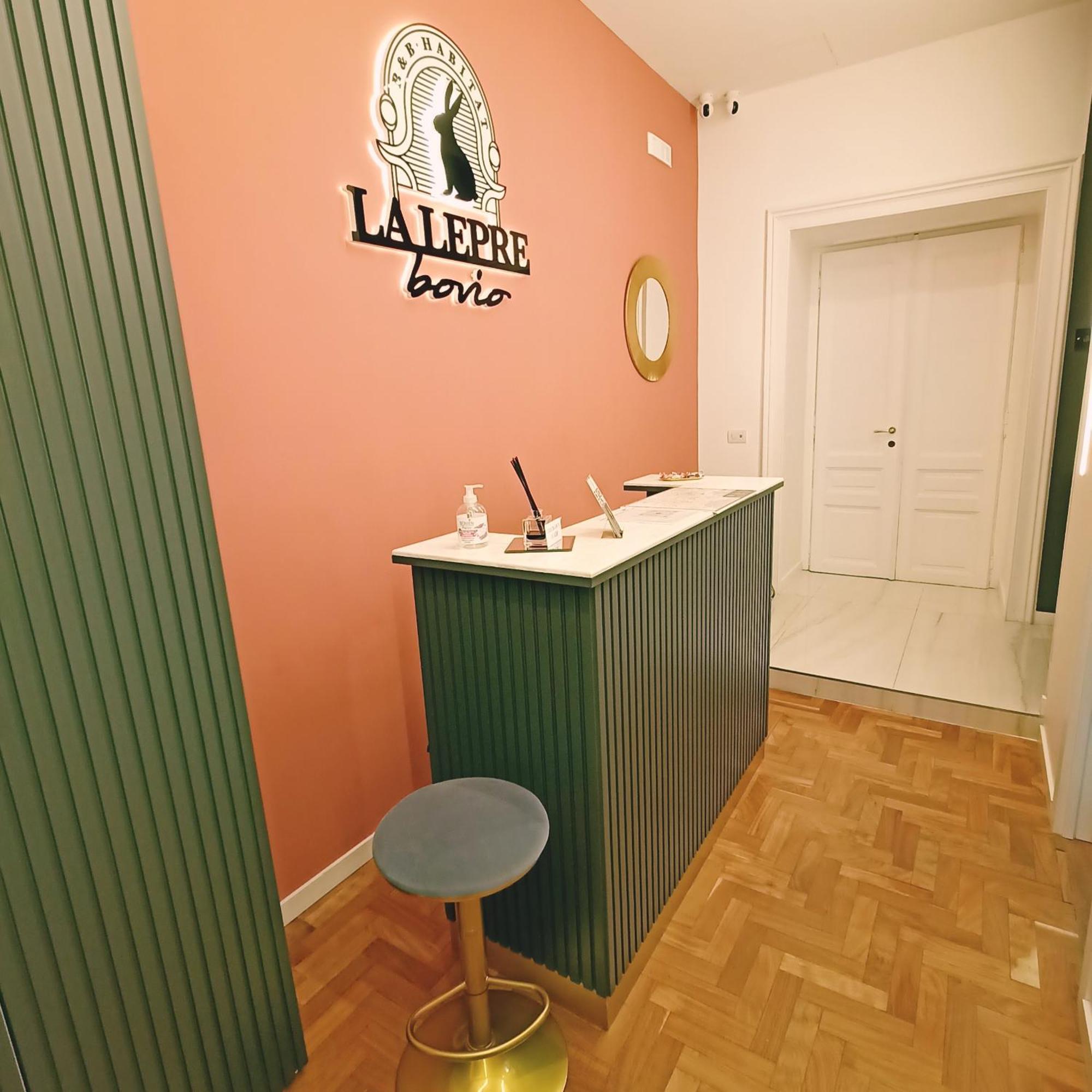 Hotel La Lepre Bovio à Naples Extérieur photo