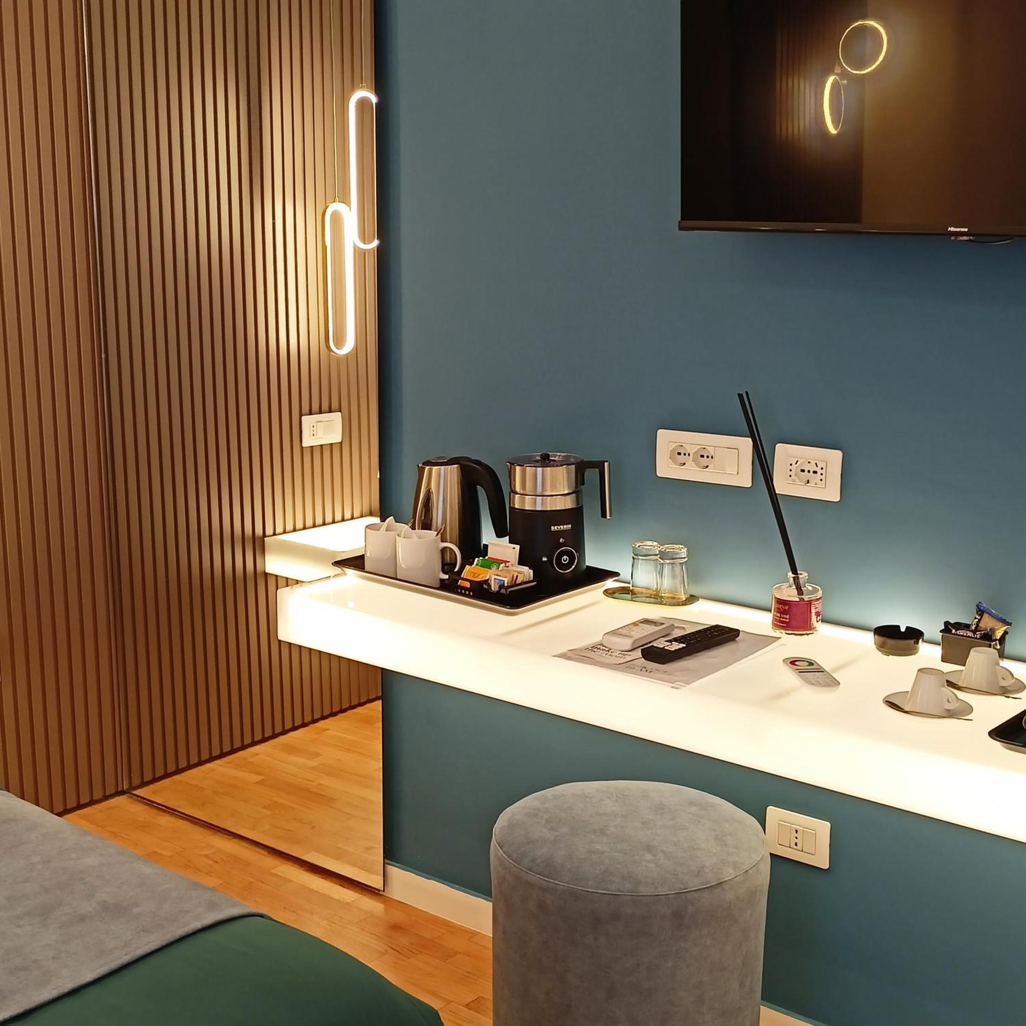 Hotel La Lepre Bovio à Naples Extérieur photo