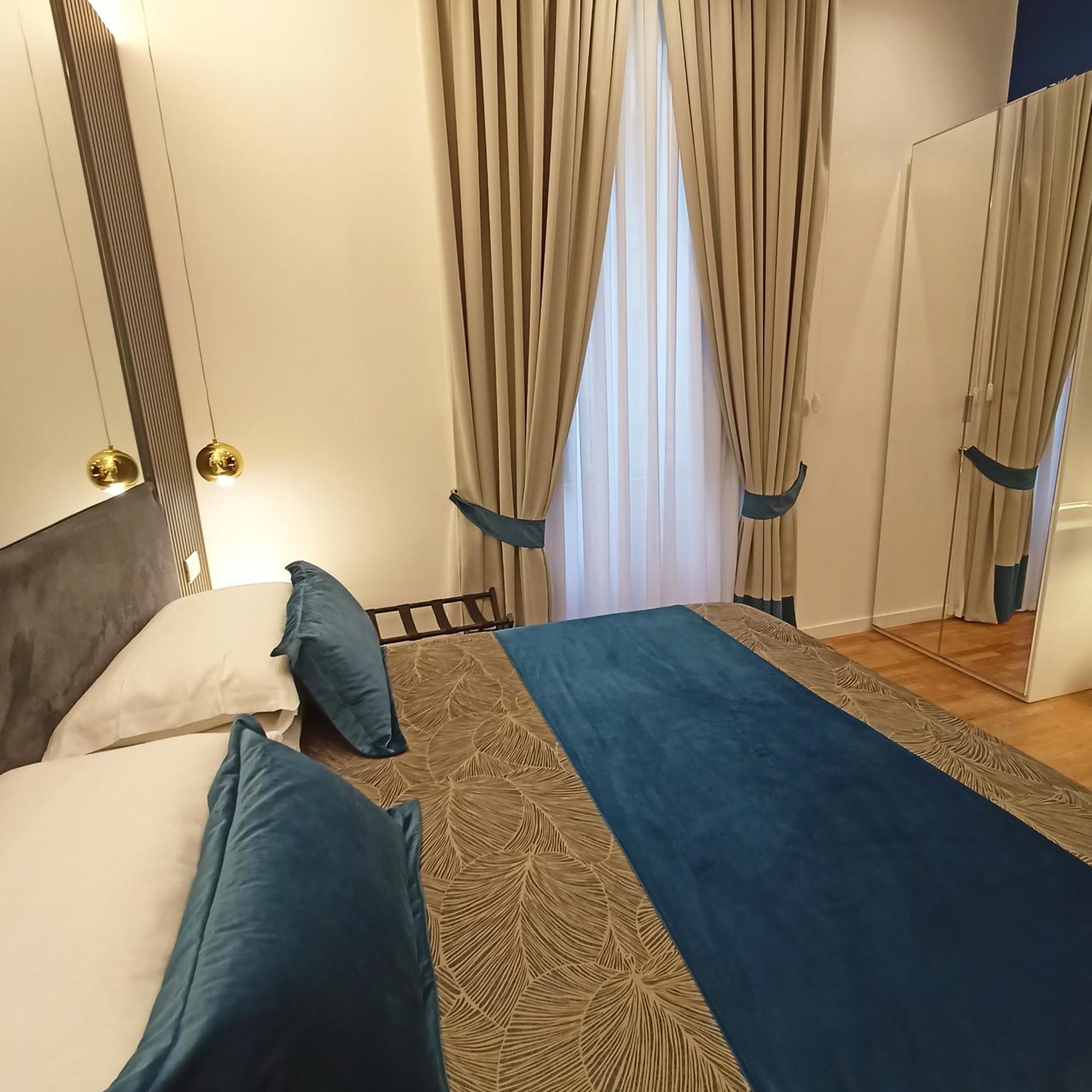 Hotel La Lepre Bovio à Naples Extérieur photo