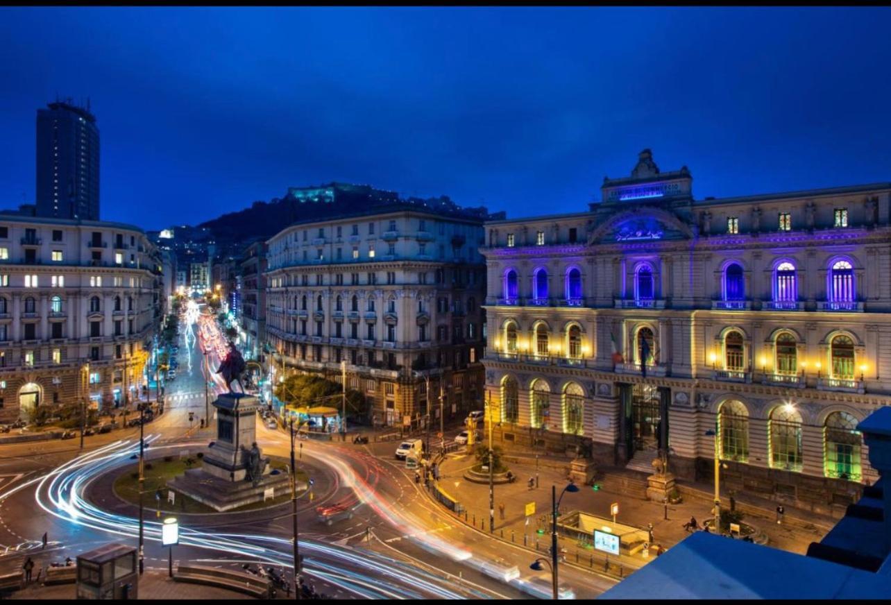 Hotel La Lepre Bovio à Naples Extérieur photo